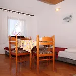 And With Parking Space Podgora, Makarska - 6790 Affittacamere Podgora (Split-Dalmatia)