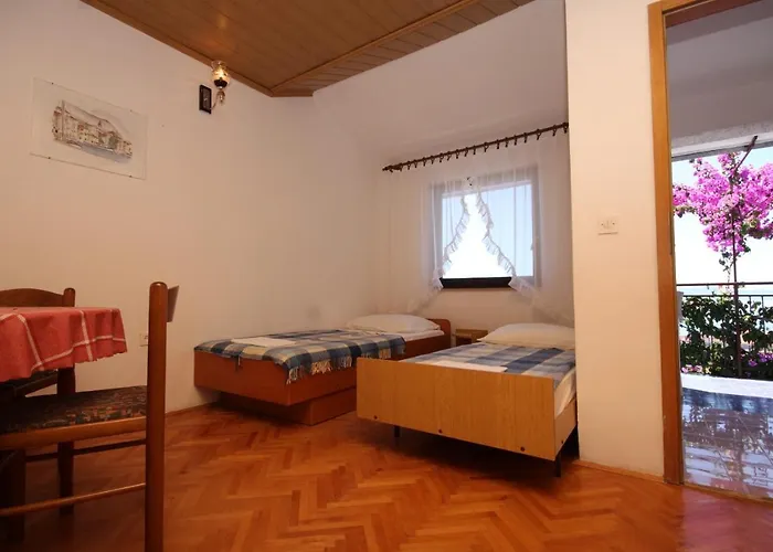 And With Parking Space Podgora, Makarska - 6790 3* 伯德古拉